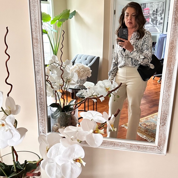 Meet your Posher, Cindy - Picture 2 of 2